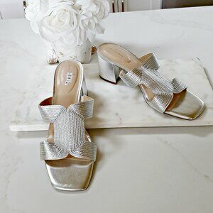 NEW! BANDOLINO Merily SANDAL SZ 10